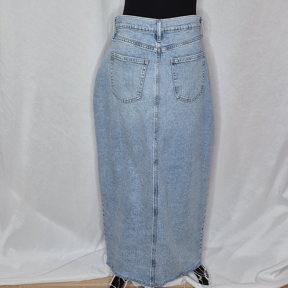 Silver Jeans Front Slit Denim Skirt - Size 28 / 6 - Picture 7 of 16